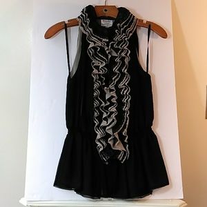 Roberto Rodriguez Neiman Marcus Black/Beige S Ruff